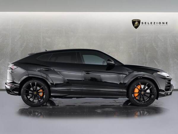 Used Lamborghini Urus 2022 for sale - 75039001: Photo 2