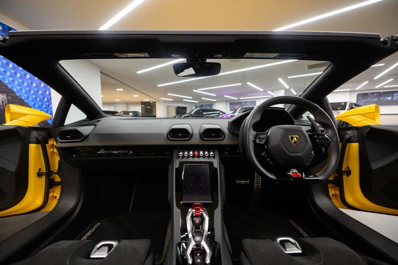 Used Lamborghini Huracan 2023 for sale - 77301128: Photo 10