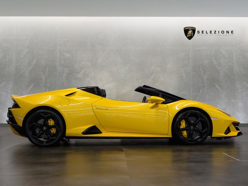 Used Lamborghini Huracan 2023 for sale - 77301128: Photo 2