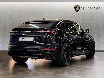 Used Lamborghini Urus 2018 for sale - 79143838: Photo