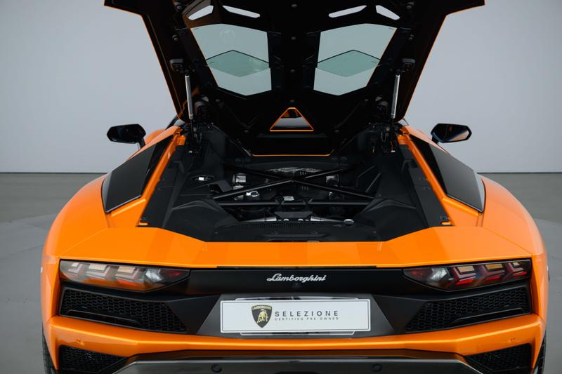 Used Lamborghini Aventador 2018 for sale - 76433926: Photo 11