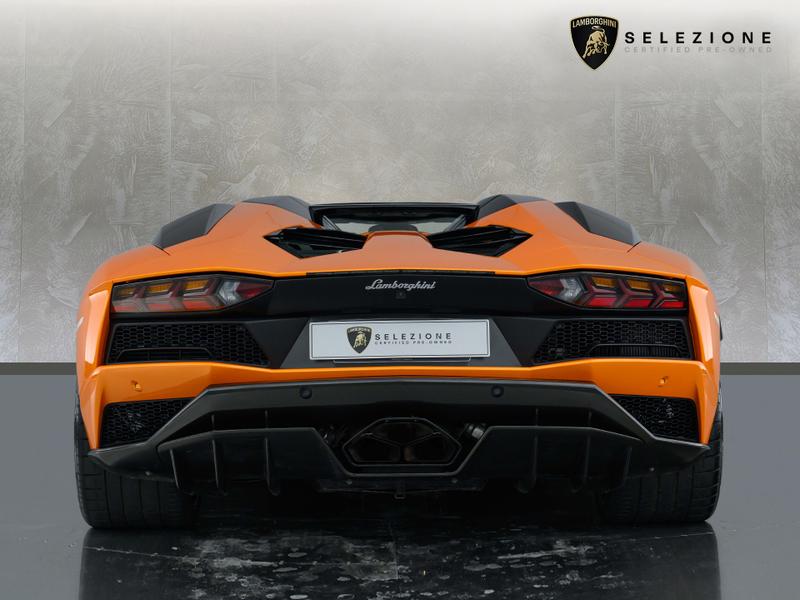 Used Lamborghini Aventador 2018 for sale - 76433926: Photo 4