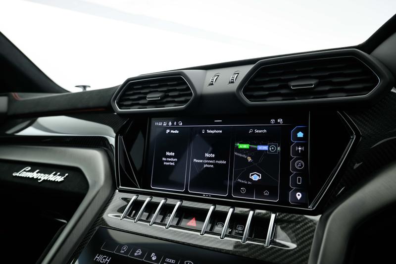 Used Lamborghini Urus 2025 for sale - 78042775: Photo 11