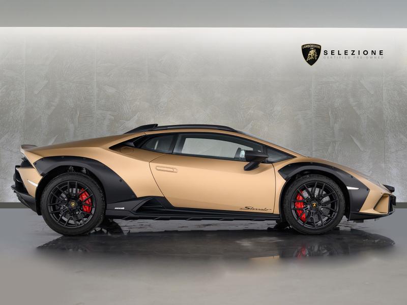 Used Lamborghini Huracan 2024 for sale - 76684979: Photo 2