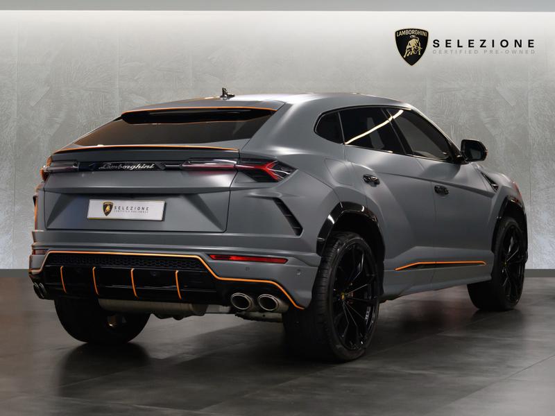 Used Lamborghini Urus 2022 for sale - 76286917: Photo 2