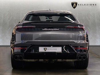 Used Lamborghini Urus undefined for sale - 78296506: Photo