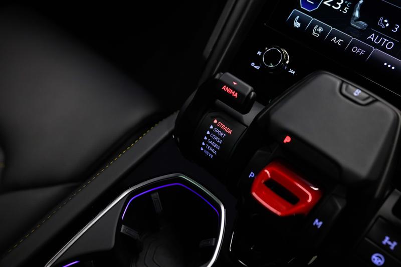 Used Lamborghini Urus 2024 for sale - 76541432: Photo 10