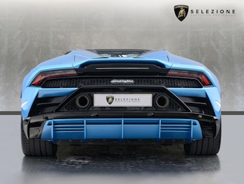 Used Lamborghini Huracan 2021 for sale - 77746767: Photo