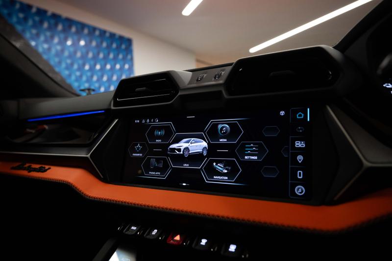 Used Lamborghini Urus 2025 for sale - 76568665: Photo 13