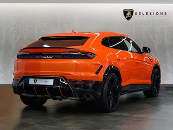 Used Lamborghini Urus 2025 for sale - 76568665: Photo