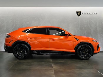 Used Lamborghini Urus 2025 for sale - 76568665: Photo