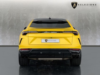 Used Lamborghini Urus 2022 for sale - 76949055: Photo