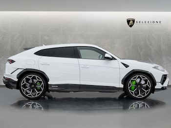 Used Lamborghini Urus 2024 for sale - 79600676: Photo