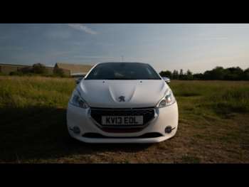 Used Peugeot 208 2013 for sale - 74735058: Photo