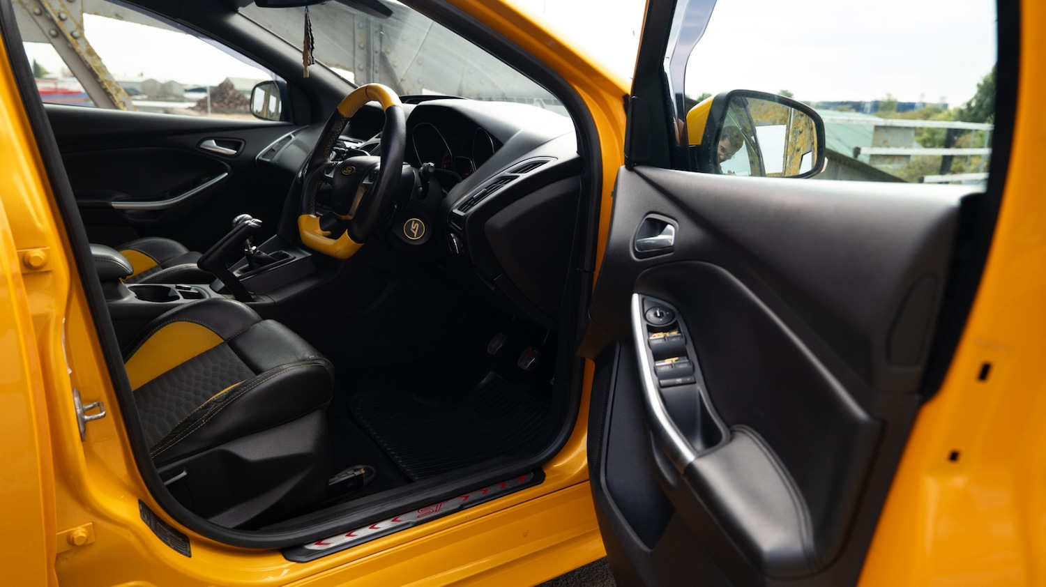 Vehicle 28