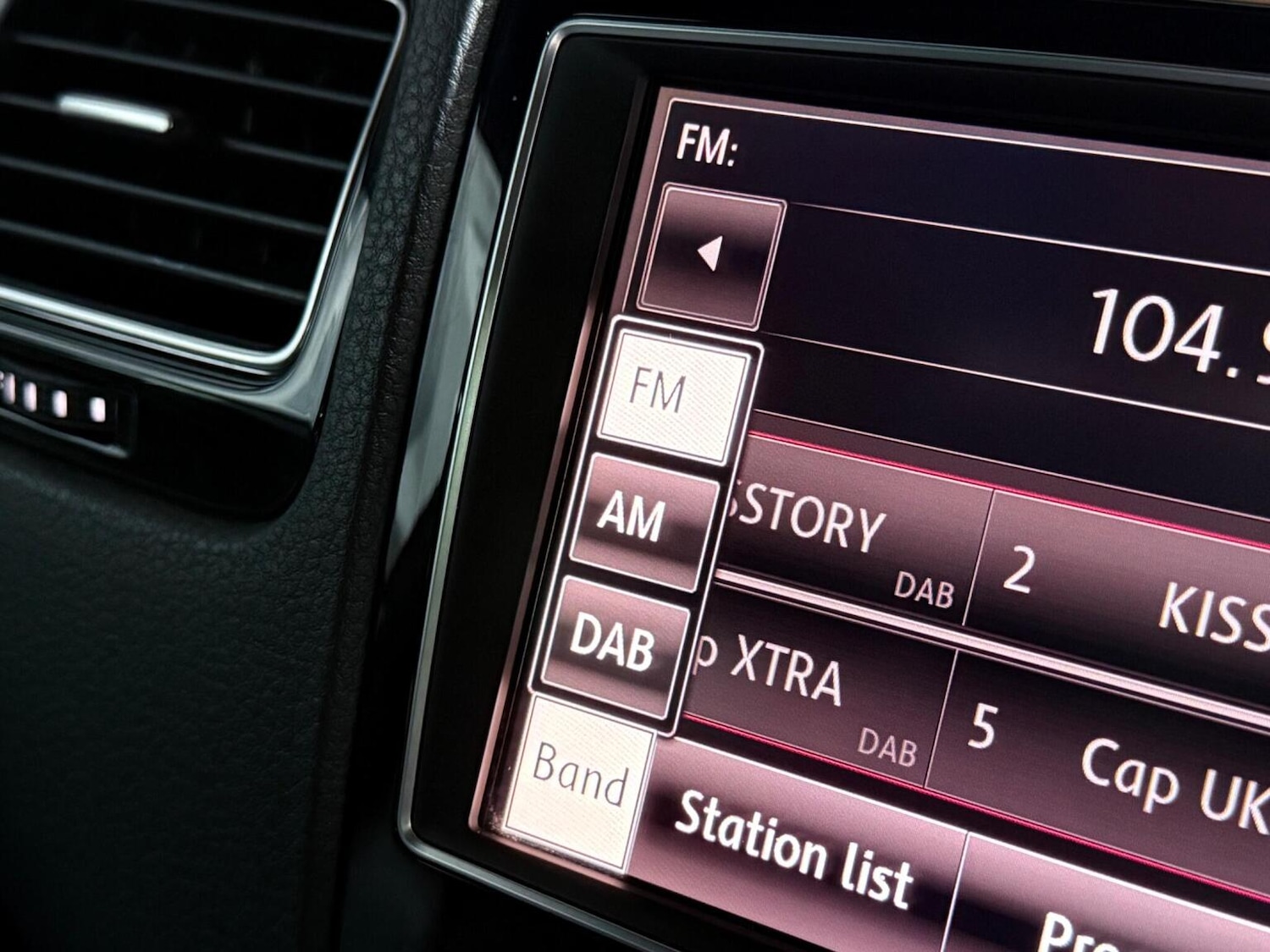 Used Volkswagen Touareg 2015 for sale - 76884890: Photo 42