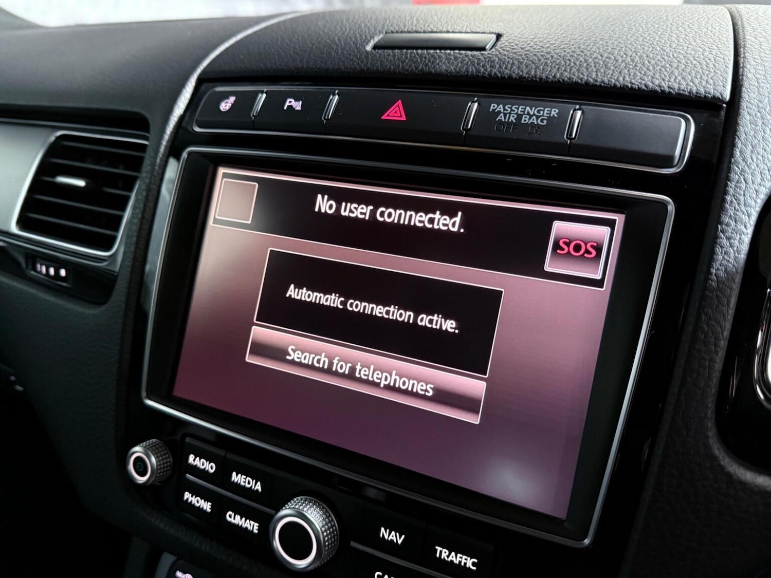 Used Volkswagen Touareg 2015 for sale - 76884890: Photo 45