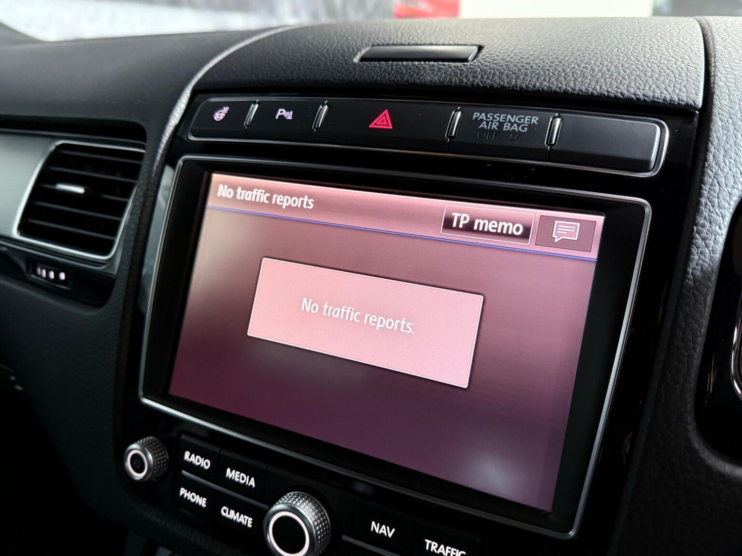 Used Volkswagen Touareg 2015 for sale - 76884890: Photo 49