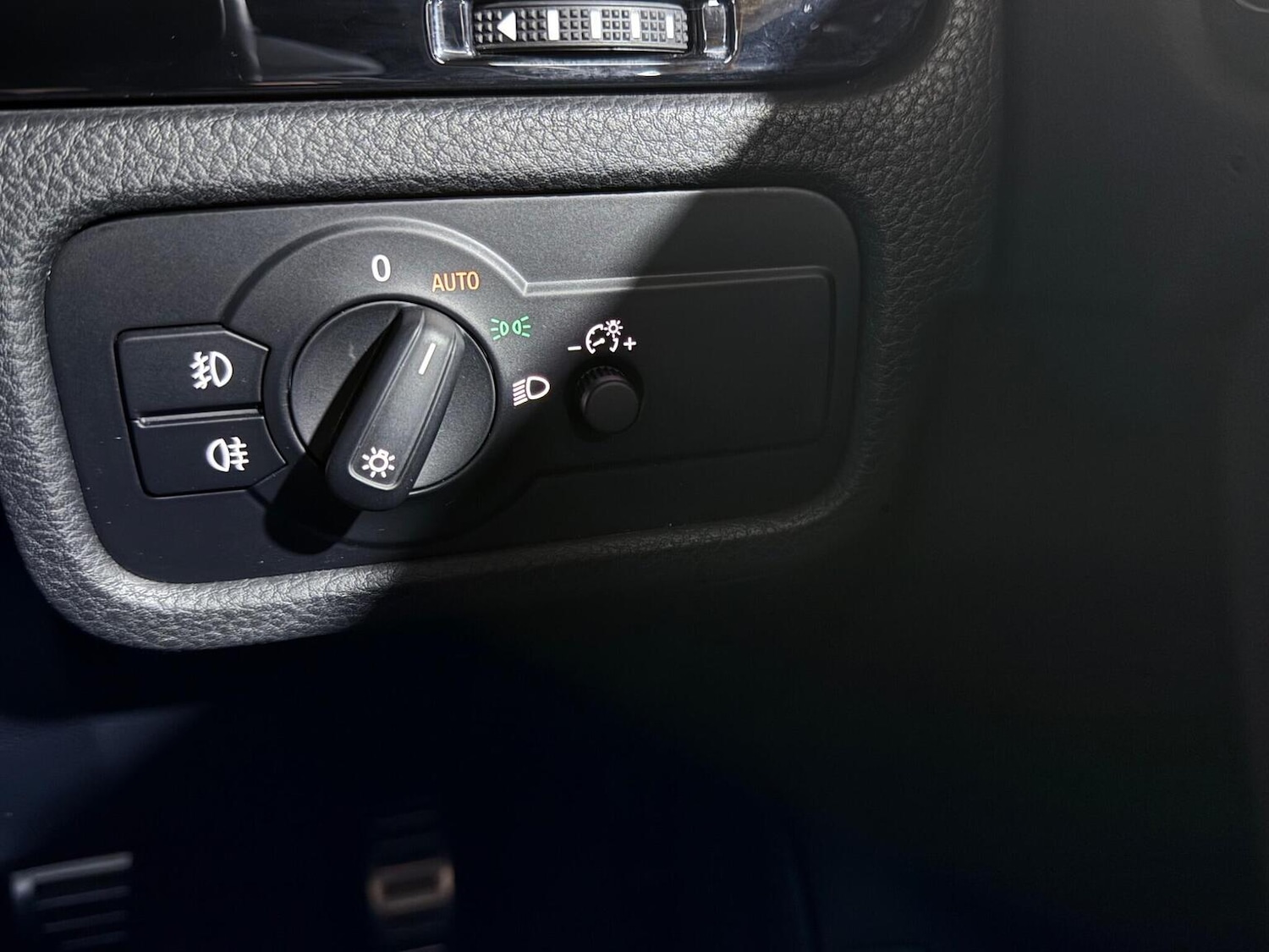 Used Volkswagen Touareg 2015 for sale - 76884890: Photo 56