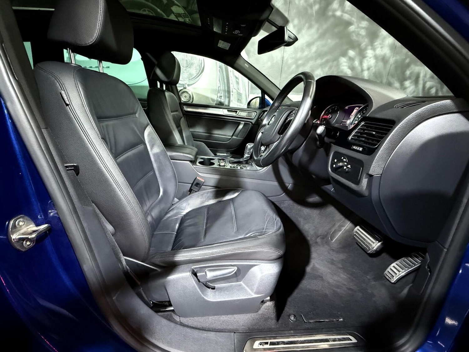 Used Volkswagen Touareg 2015 for sale - 76884890: Photo 8