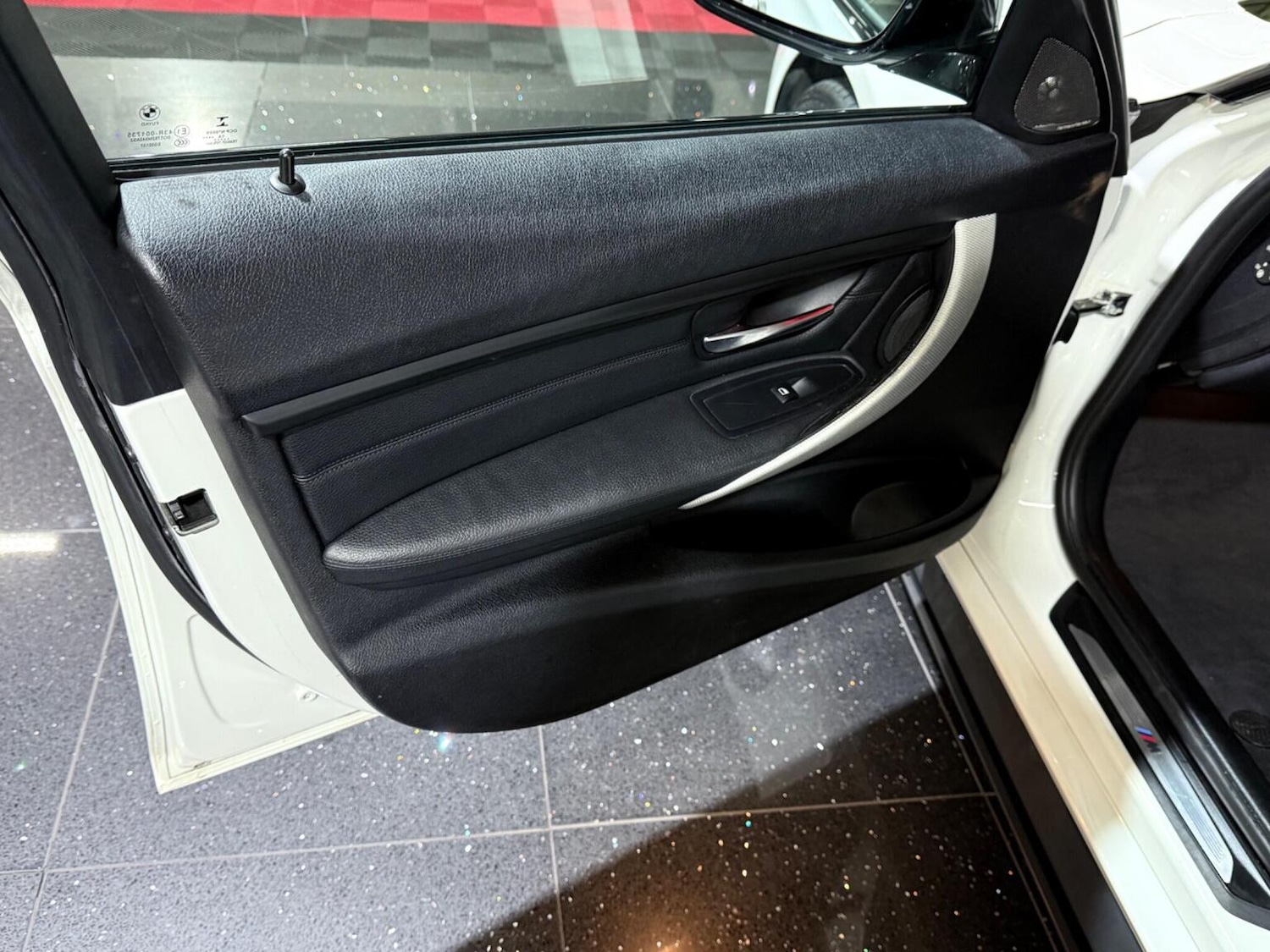 Used BMW 3 Series 2015 for sale - 76611380: Photo 56