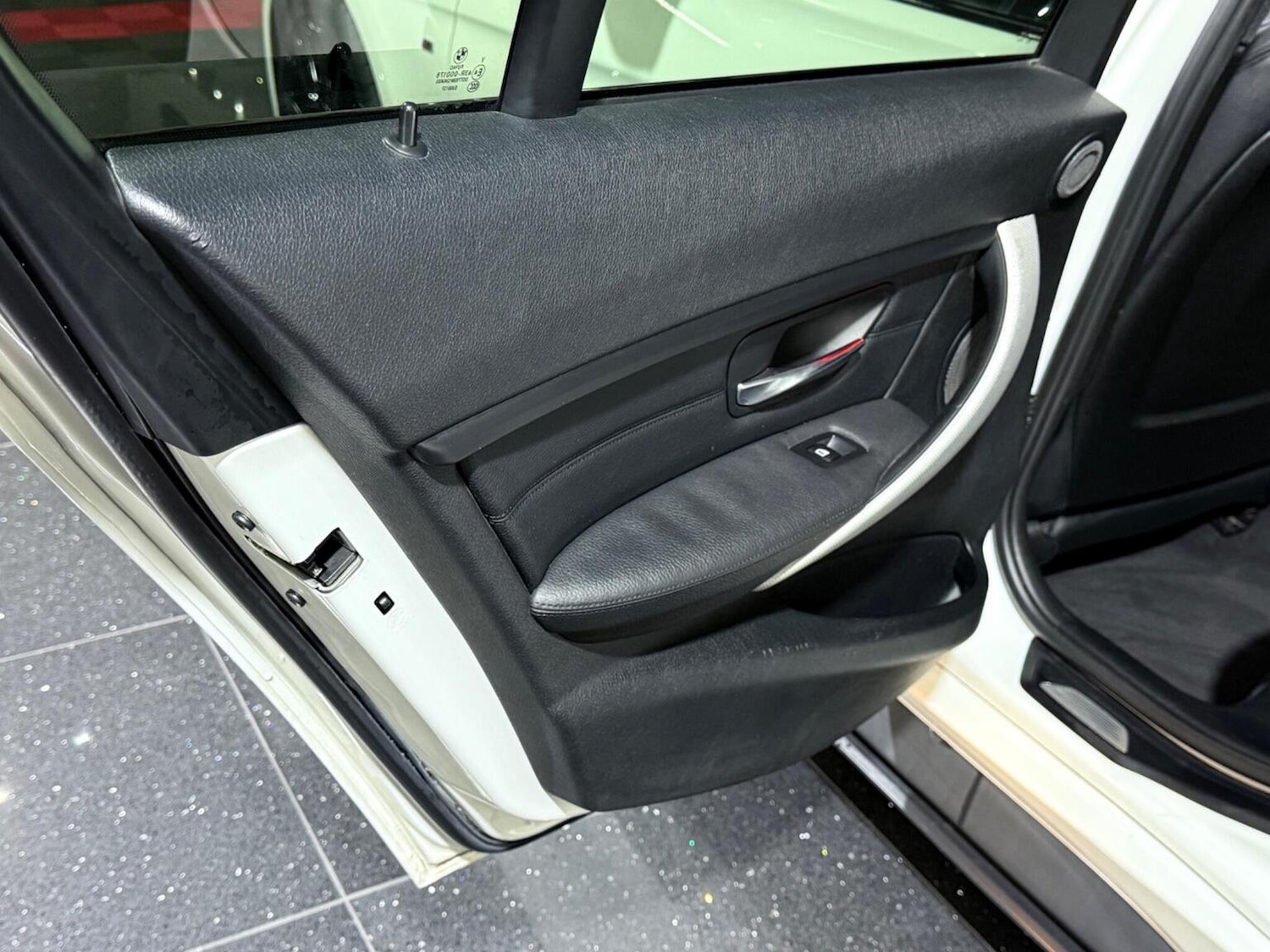 Used BMW 3 Series 2015 for sale - 76611380: Photo 57