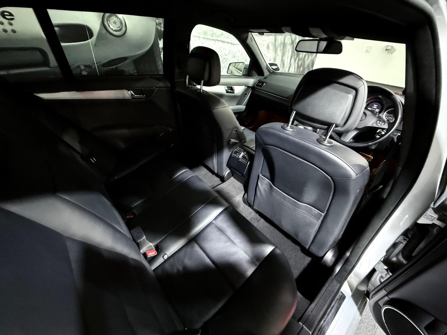 Used Mercedes-Benz C Class 2010 for sale - 77053725: Photo 15