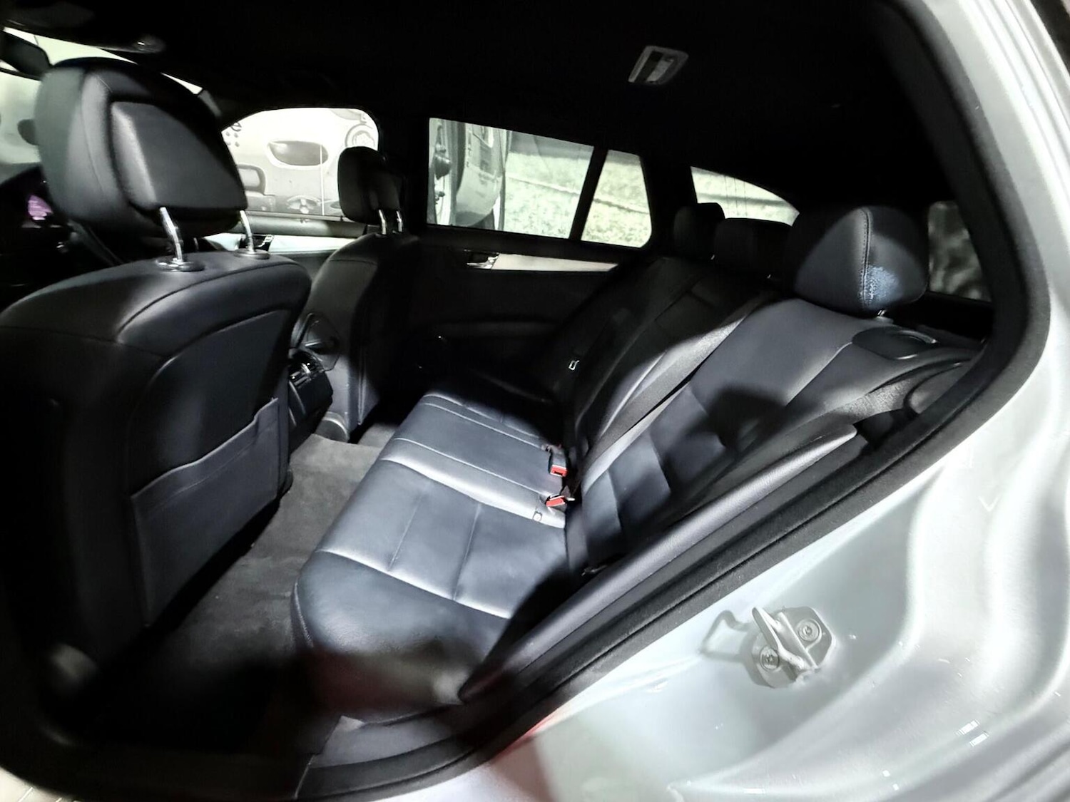 Used Mercedes-Benz C Class 2010 for sale - 77053725: Photo 17