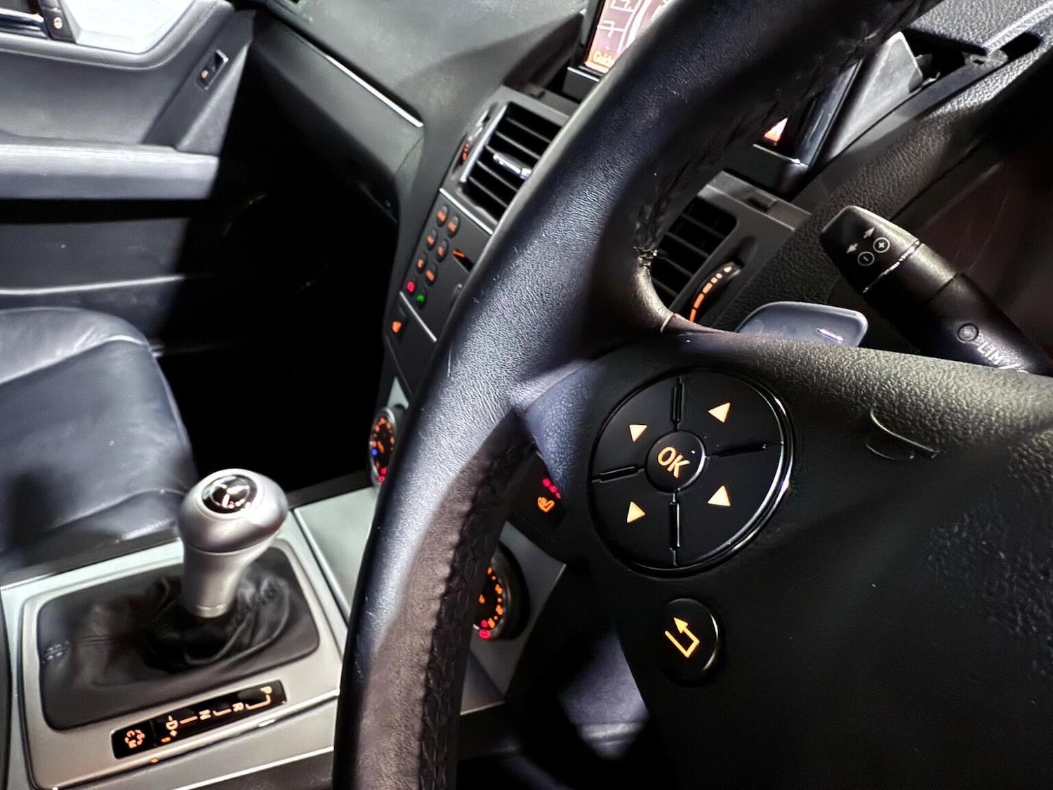 Used Mercedes-Benz C Class 2010 for sale - 77053725: Photo 42