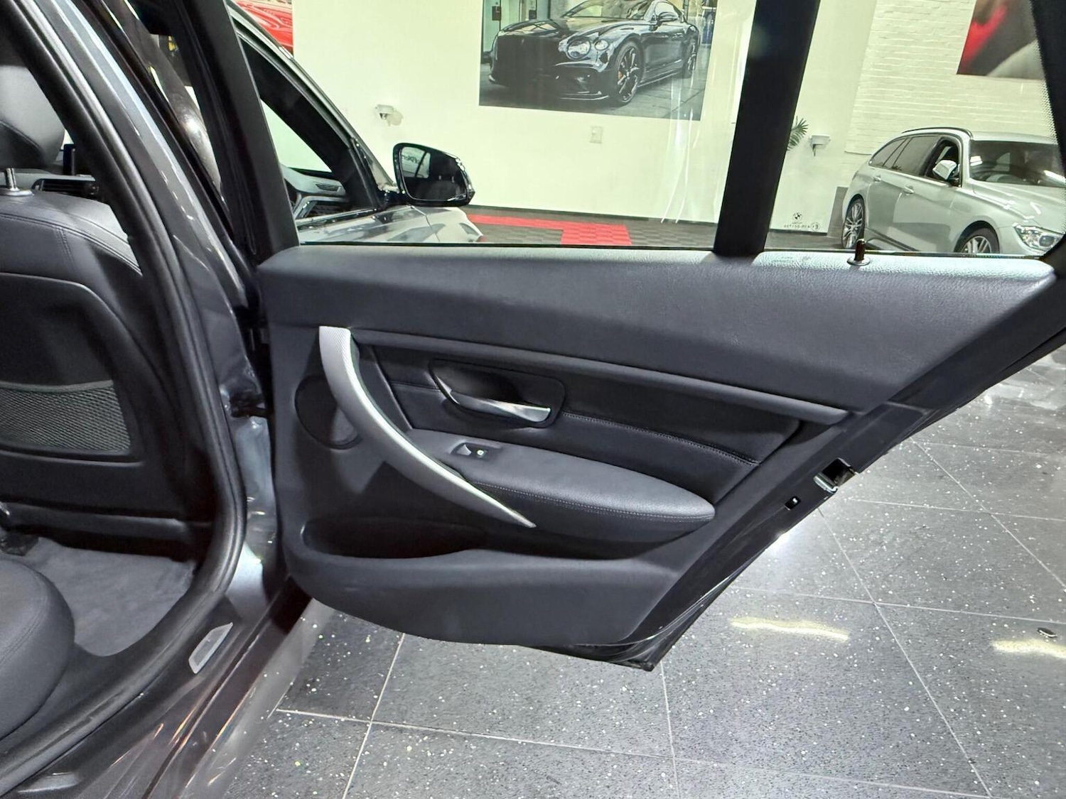 Used BMW 3 Series 2013 for sale - 76421857: Photo 69