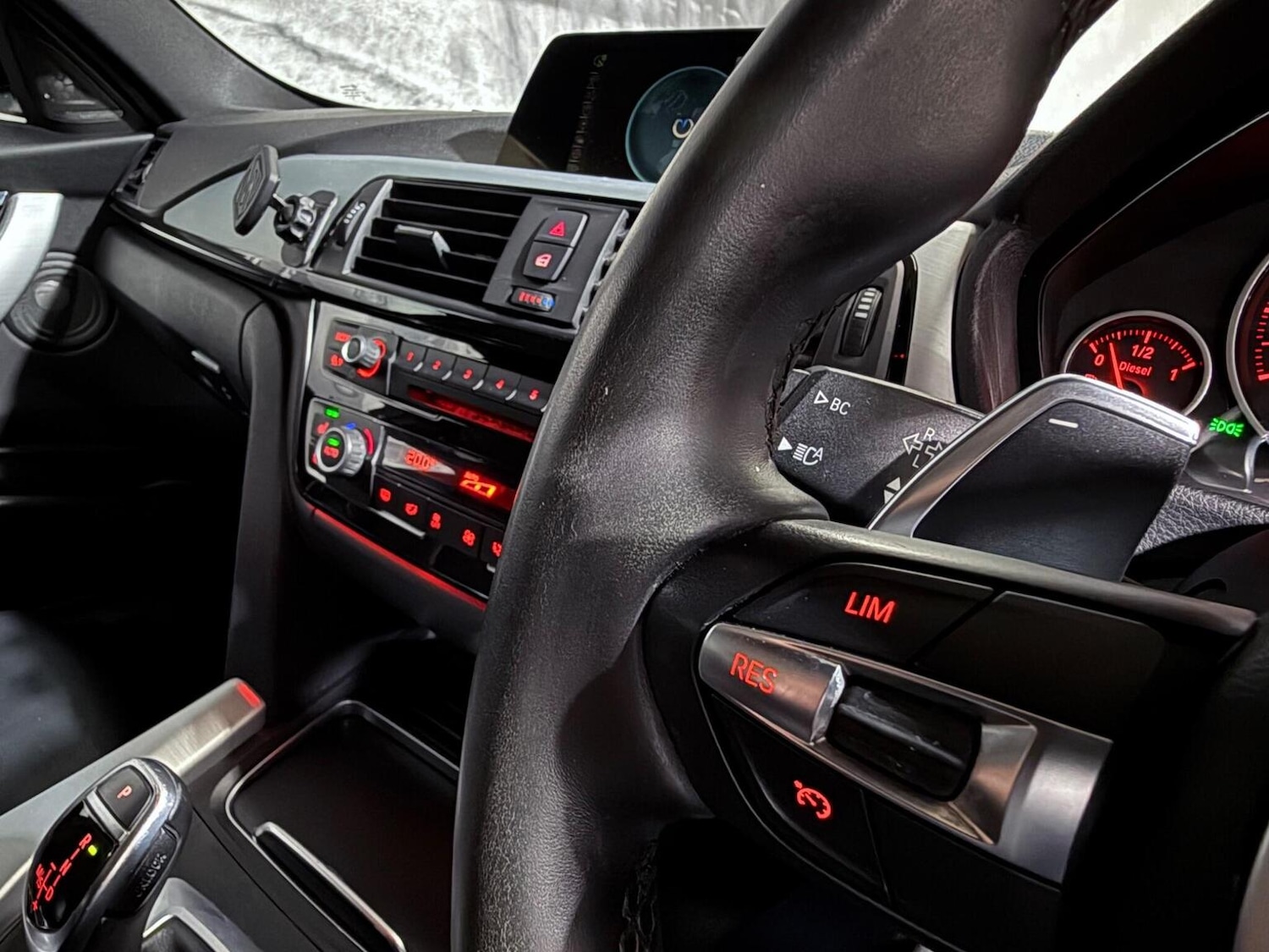 Used BMW 3 Series 2017 for sale - 77350158: Photo 44