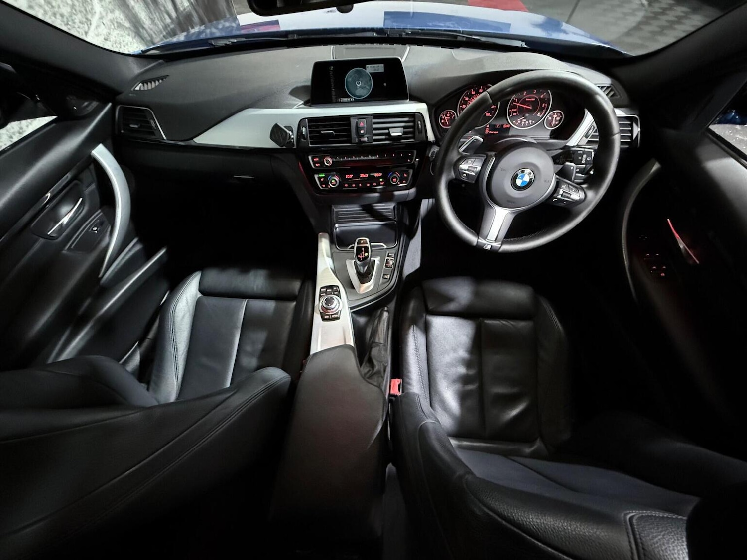 Used BMW 3 Series 2017 for sale - 76807268: Photo 12