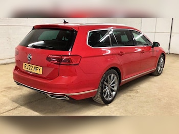 Used Volkswagen Passat 2022 for sale - 78168917: Photo