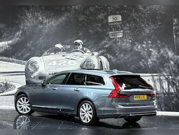 Used Volvo V90 2018 for sale - 76637416: Photo