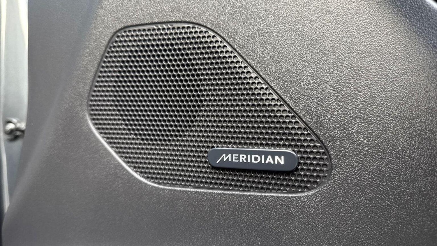 Used Jaguar F-Pace 2017 for sale - 76541626: Photo 14