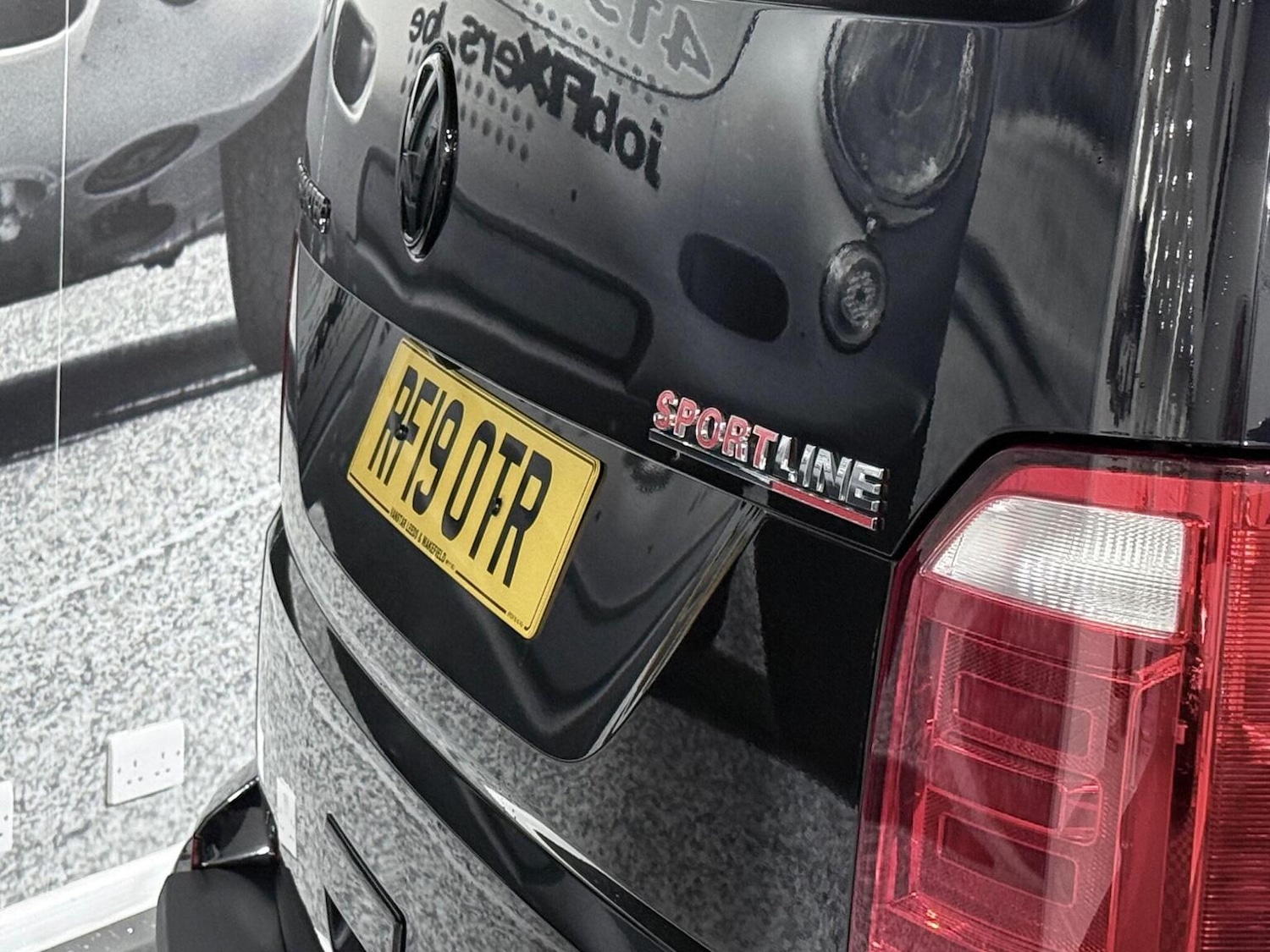 Used Volkswagen Transporter Sportline 2019 for sale - 77453368: Photo 3