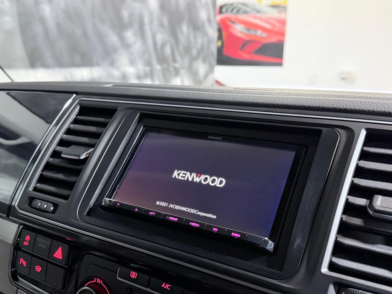 Used Volkswagen Transporter Sportline 2019 for sale - 77453368: Photo 41