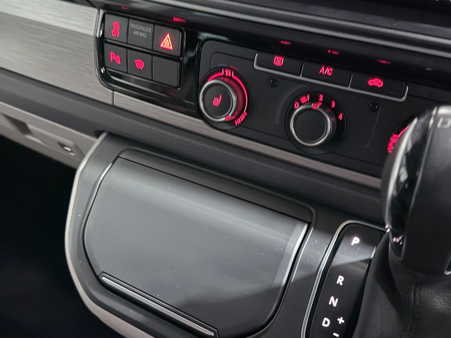 Used Volkswagen Transporter Sportline 2019 for sale - 77453368: Photo 46