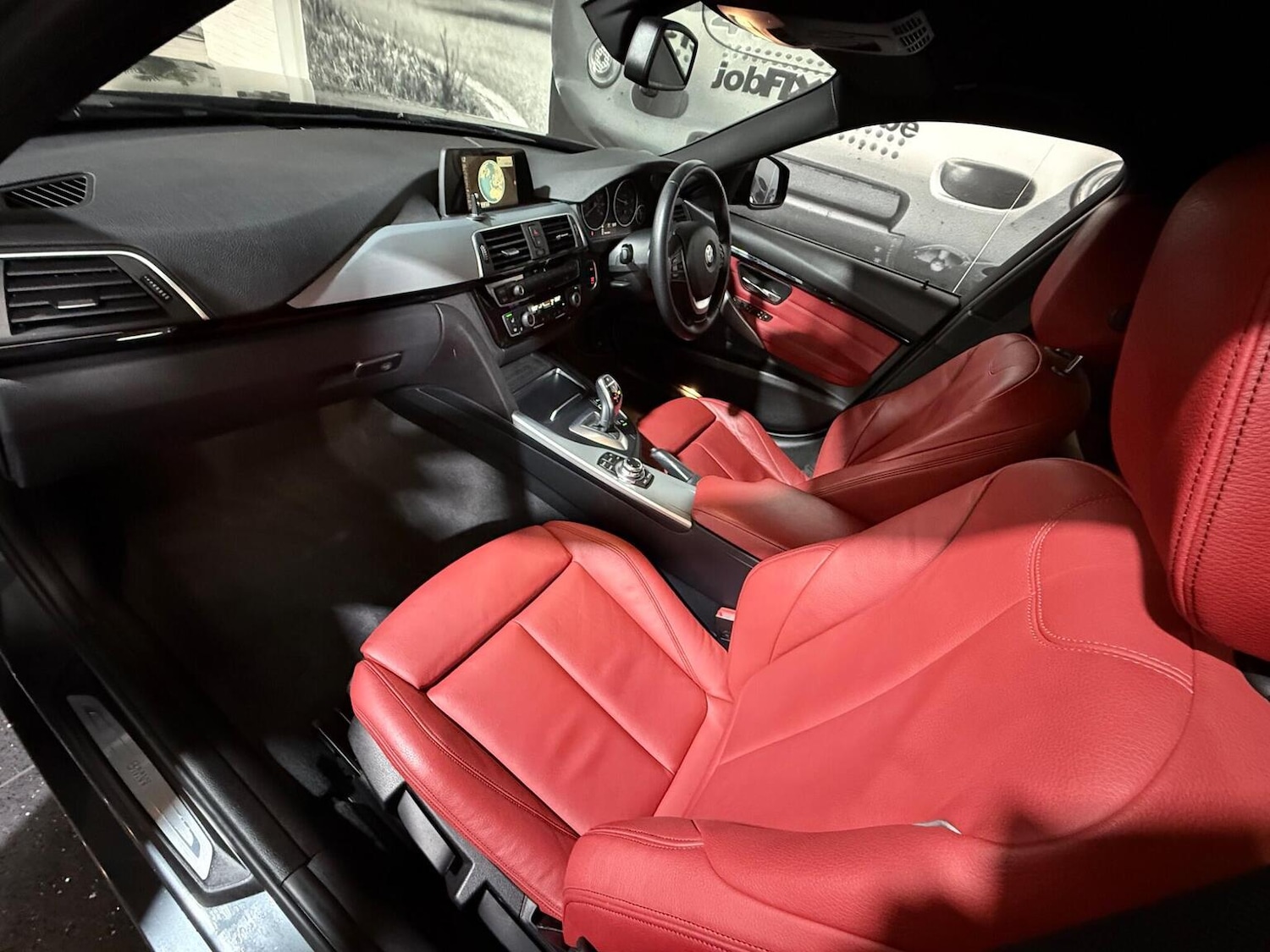 Used BMW 3 Series 2015 for sale - 77906678: Photo 2