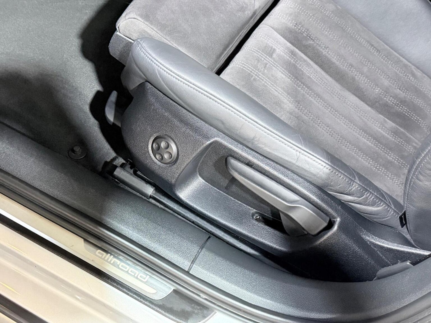 Used Audi A6 Allroad 2014 for sale - 78168949: Photo 8