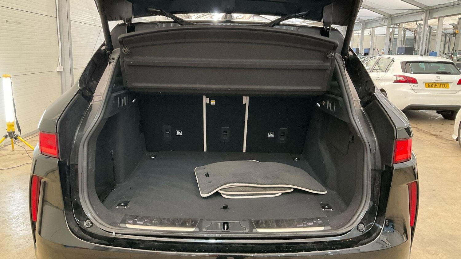 Used Jaguar F-Pace 2021 for sale - 76455399: Photo 10