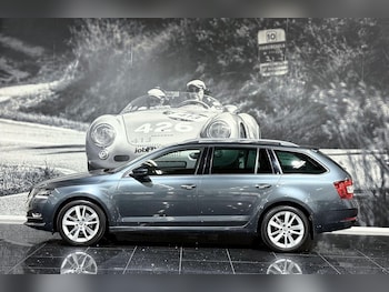 Used Skoda Octavia 2018 for sale - 76257598: Photo