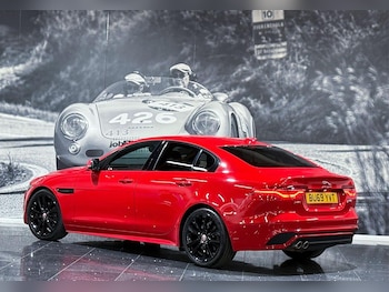 Used Jaguar XE 2019 for sale - 75700096: Photo