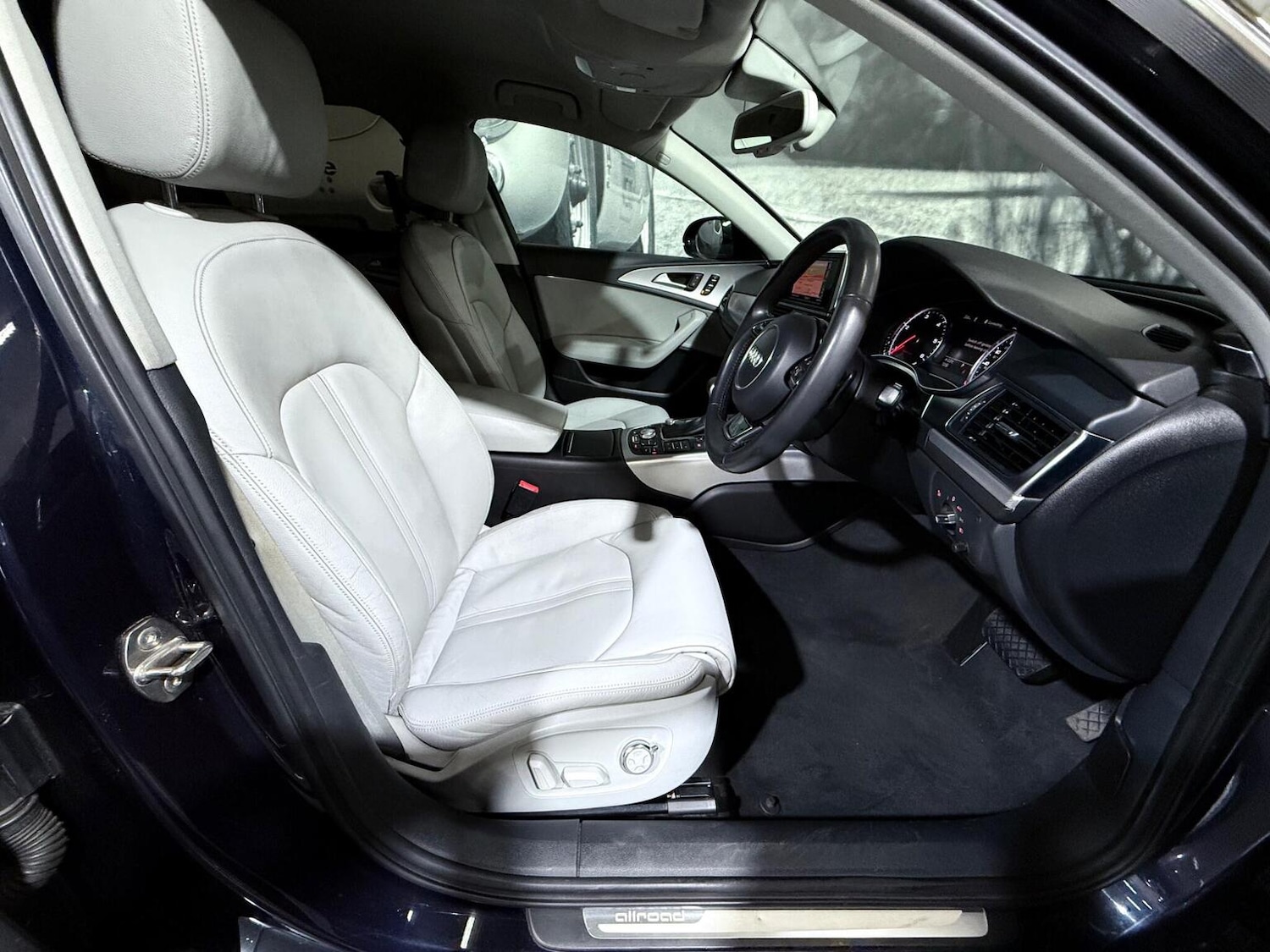 Used Audi A6 Allroad 2013 for sale - 77089792: Photo 6