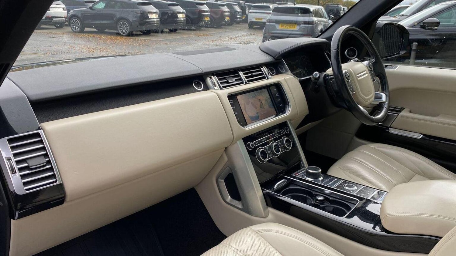 Used Land Rover Range Rover 2015 for sale - 76618712: Photo 2