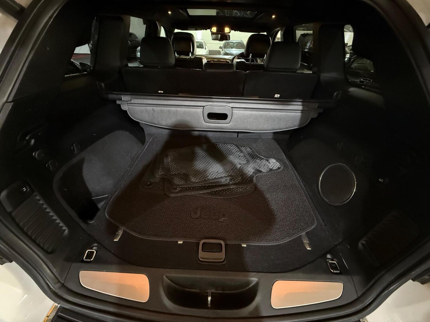 Used Jeep Grand Cherokee 2017 for sale - 78057131: Photo 27