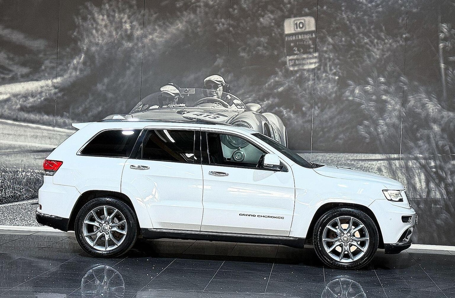 Used Jeep Grand Cherokee 2017 for sale - 78057131: Photo 4