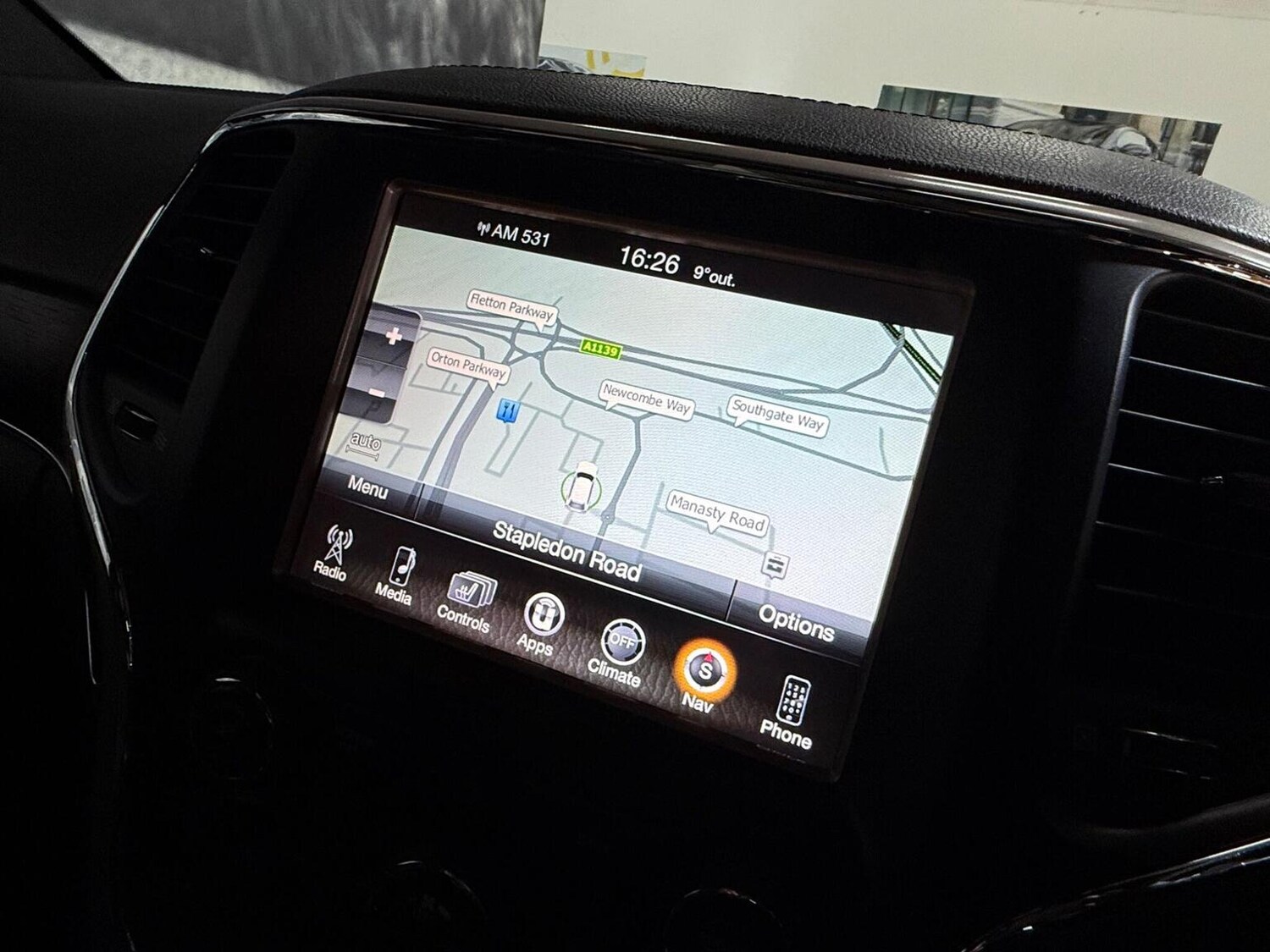 Used Jeep Grand Cherokee 2017 for sale - 78057131: Photo 48