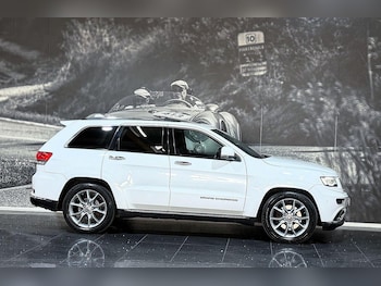 Used Jeep Grand Cherokee 2017 for sale - 78057131: Photo