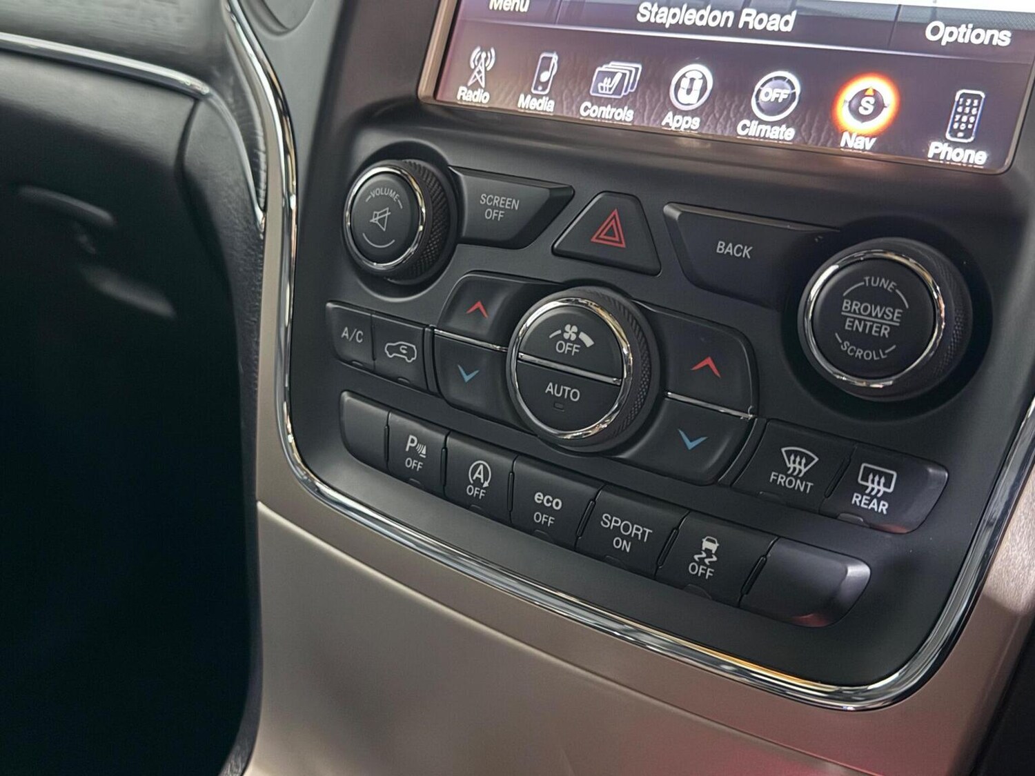 Used Jeep Grand Cherokee 2017 for sale - 78057131: Photo 51